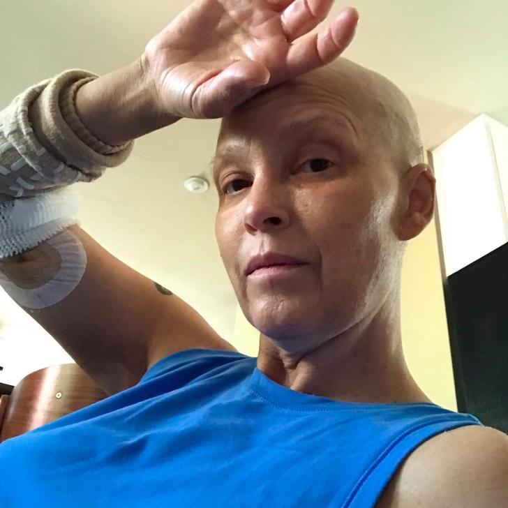 En marzo de 2021, Nicki Aycox contó que le diagnosticaron leucemia